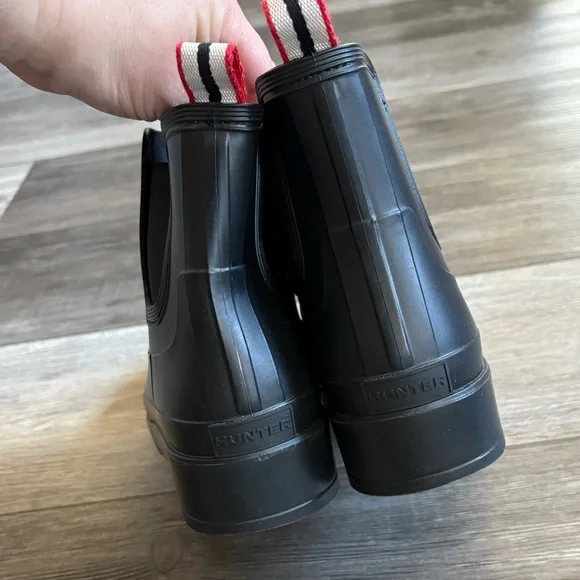 HUNTER Tabitha Slip On Booties size 8M - Picture 2 of 7